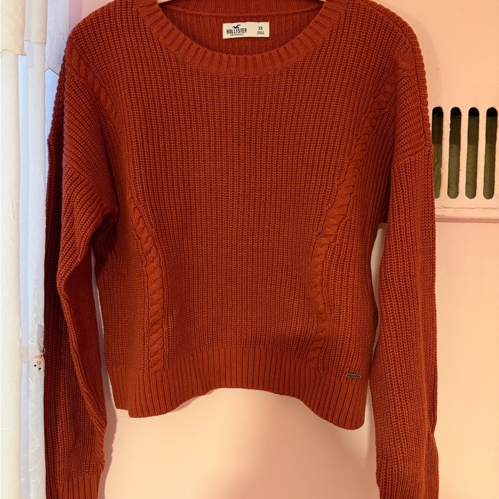Hollister Knitted Sweater